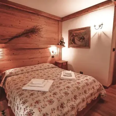Monte Bianco Elegant Courmayeur *