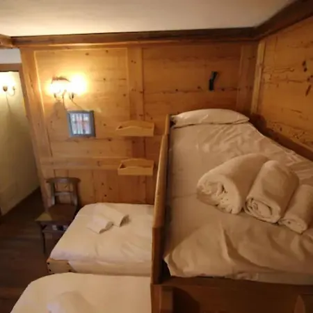 Apartment Monte Bianco Elegant Courmayeur